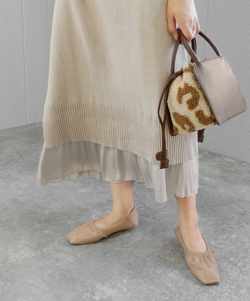 minia（ミニア）の「スクエアトゥステッチのギャザーパンプス　◆（パンプス・レディース・ブラック/ベージュ/アイボリー・LL/S/M/L）」の16枚目の写真