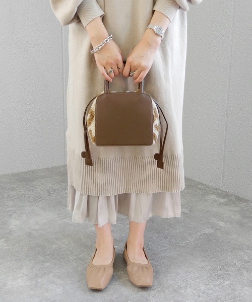 minia（ミニア）の「スクエアトゥステッチのギャザーパンプス　◆（パンプス・レディース・ブラック/ベージュ/アイボリー・LL/S/M/L）」の6枚目の写真