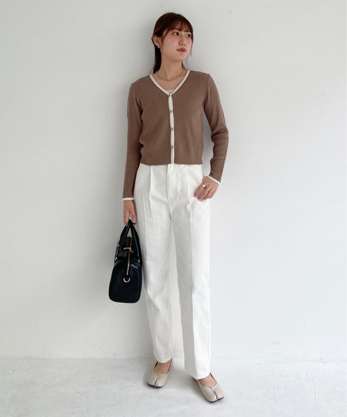 EPIMI E'PIMMY（エピミエピミー）の「ハイウエストテーパードデニム（デニムパンツ・レディース・ブラック/ネイビー/オフホワイト・SMALL/MEDIUM）」の4枚目の写真