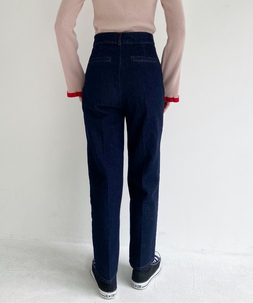 EPIMI E'PIMMY（エピミエピミー）の「ハイウエストテーパードデニム（デニムパンツ・レディース・ブラック/ネイビー/オフホワイト・SMALL/MEDIUM）」の8枚目の写真