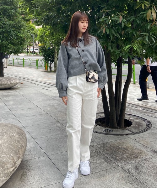 EPIMI E'PIMMY（エピミエピミー）の「ハイウエストテーパードデニム（デニムパンツ・レディース・ブラック/ネイビー/オフホワイト・SMALL/MEDIUM）」の7枚目の写真