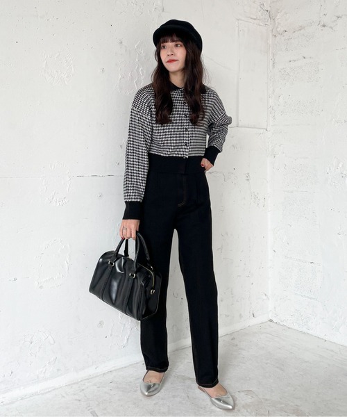 EPIMI E'PIMMY（エピミエピミー）の「ハイウエストテーパードデニム（デニムパンツ・レディース・ブラック/ネイビー/オフホワイト・SMALL/MEDIUM）」の22枚目の写真