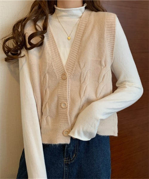 MAISON DE THERESE（メゾン ド テレーズ）の「Vネックニットベスト（ベスト・レディース・ホワイト/ブラック/ベージュ/ブルー/モカ/ライトイエロー/レンガ・FREE）」の4枚目の写真