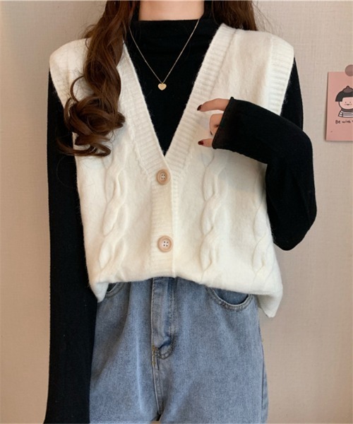 MAISON DE THERESE（メゾン ド テレーズ）の「Vネックニットベスト（ベスト・レディース・ホワイト/ブラック/ベージュ/ブルー/モカ/ライトイエロー/レンガ・FREE）」の2枚目の写真