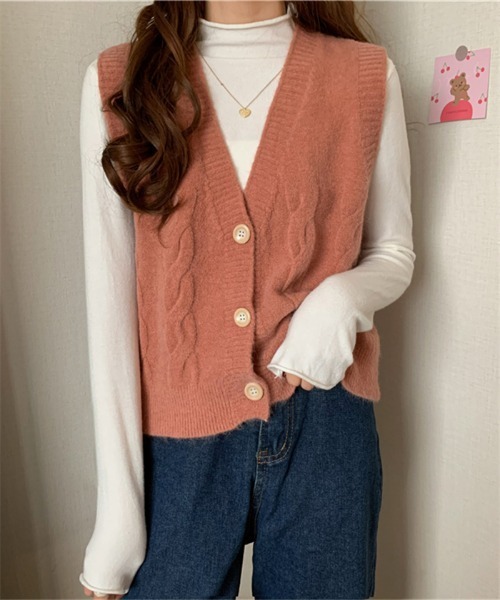 MAISON DE THERESE（メゾン ド テレーズ）の「Vネックニットベスト（ベスト・レディース・ホワイト/ブラック/ベージュ/ブルー/モカ/ライトイエロー/レンガ・FREE）」の21枚目の写真