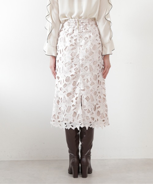 JILL by JILL STUART（ジルバイジルスチュアート）の「◇・リーフフラワーレーススカート（スカート・レディース・ホワイト/レッド/グレー・SMALL/MEDIUM）」の15枚目の写真