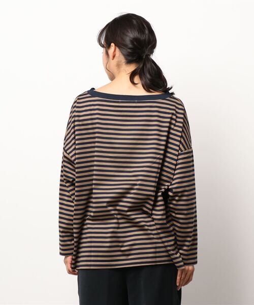 DouDou(ドゥドゥ)の「ボートネックボーダーT AW(Tシャツ/カットソー・レディース・グレー/オフホワイト/キャメル・FREE)」の5枚目の写真