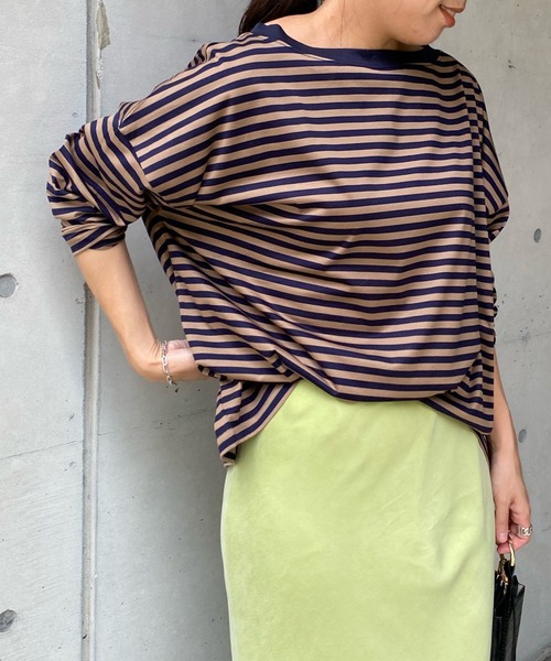 DouDou(ドゥドゥ)の「ボートネックボーダーT AW(Tシャツ/カットソー・レディース・グレー/オフホワイト/キャメル・FREE)」の17枚目の写真