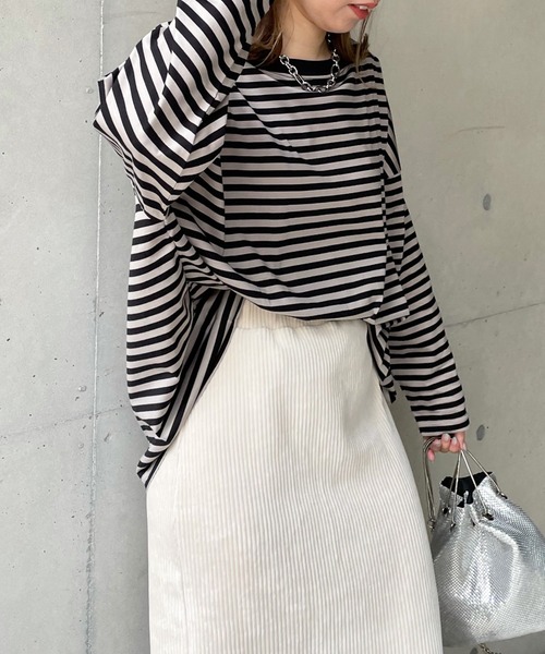 DouDou(ドゥドゥ)の「ボートネックボーダーT AW(Tシャツ/カットソー・レディース・グレー/オフホワイト/キャメル・FREE)」の6枚目の写真