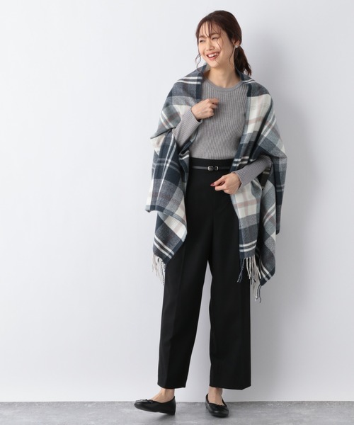 GLOBAL WORK(グローバルワーク)の「メルティークルーネックリブプルオーバー/952703(ニット/セーター・レディース・ブラック/グリーン/アイボリー/杢グレー/グレイッシュベージュ・MEDIUM/LARGE)」の16枚目の写真