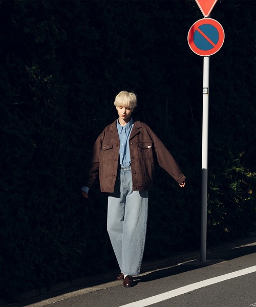 MUHET（ミュエータ）の「ハイウエストコクーンデニムパンツ（デニムパンツ・レディース・ライトブルー/インディゴブルー/ダークインディゴブルー・SMALL/MEDIUM/LARGE）」の9枚目の写真