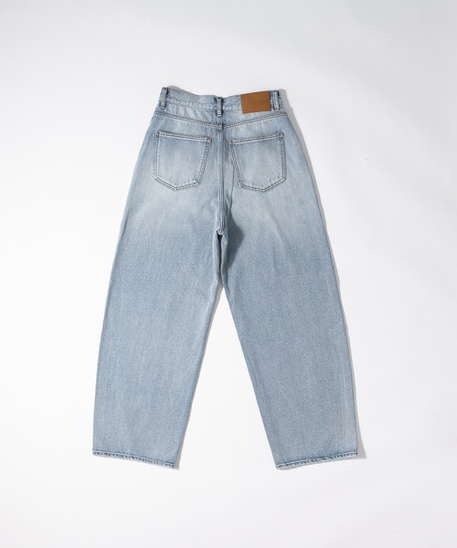 MUHET（ミュエータ）の「ハイウエストコクーンデニムパンツ（デニムパンツ・レディース・ライトブルー/インディゴブルー/ダークインディゴブルー・SMALL/MEDIUM/LARGE）」の5枚目の写真