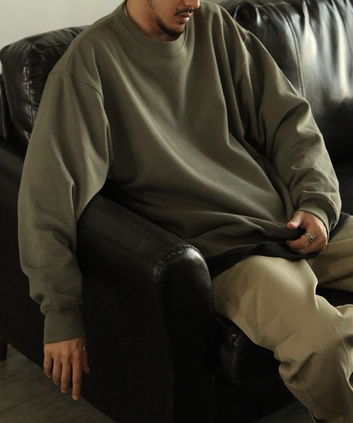 ZIP FIVE(ジップファイブ)の「【ZIP FIVE】【肉厚】【12oz】ビッグシルエットカラースウェット/ヘビーウェイト 無地 クルースウェット/トレーナー(スウェット・メンズ・ホワイト/グレイッシュベージュ/カーキ/オートミール/杢グレー/チャコール/ブラック/キャメル/ネイビー/ブルーグレー・LARGE/MEDIUM/X-LARGE)」の9枚目の写真