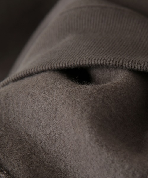 ZIP FIVE(ジップファイブ)の「【ZIP FIVE】【肉厚】【12oz】ビッグシルエットカラースウェット/ヘビーウェイト 無地 クルースウェット/トレーナー(スウェット・メンズ・ホワイト/グレイッシュベージュ/カーキ/オートミール/杢グレー/チャコール/ブラック/キャメル/ネイビー/ブルーグレー・LARGE/MEDIUM/X-LARGE)」の13枚目の写真