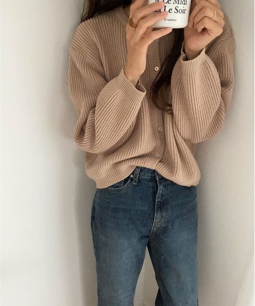 LAUIR（ラウアー）の「畦編みラウンドネックカーディガン（カーディガン/ボレロ・レディース・ブラック/ベージュ/モカ/ダークネイビー/ピンクベージュ・FREE）」の11枚目の写真