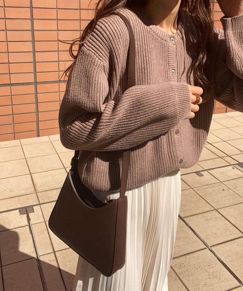 LAUIR（ラウアー）の「畦編みラウンドネックカーディガン（カーディガン/ボレロ・レディース・ブラック/ベージュ/モカ/ダークネイビー/ピンクベージュ・FREE）」の13枚目の写真