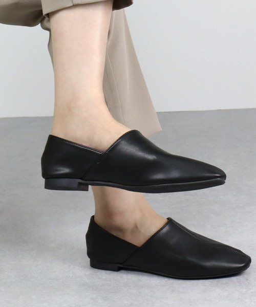 LibertyDoll（リバティードール）の「LIBERTYDOLL / スクエアトゥストレッチバブーシュ(3035)（スリッポン・レディース・ブラック/アイボリー/ダークブラウン/シルバー・L/M/LL/S/SS/3L）」の3枚目の写真