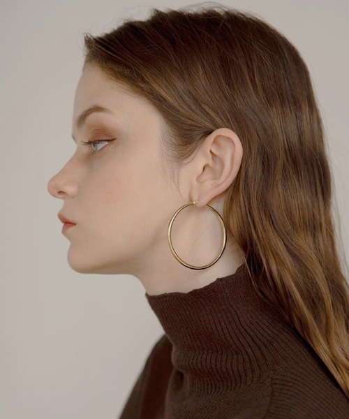 MIELI INVARIANT（ミエリインヴァリアント）の「Circle Hoop Pierce（ピアス（両耳用）・レディース・シルバー/ゴールド・FREE）」の3枚目の写真