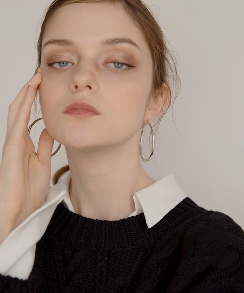 MIELI INVARIANT（ミエリインヴァリアント）の「Circle Hoop Pierce（ピアス（両耳用）・レディース・シルバー/ゴールド・FREE）」の8枚目の写真