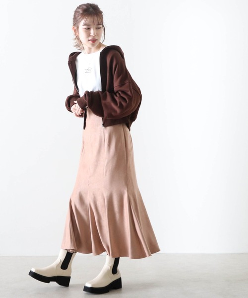 Cheek(チーク)の「【日本製】スエードマーメイドスカート(スカート・レディース・テラコッタ/グリーン/ピンクベージュ・MEDIUM)」の10枚目の写真