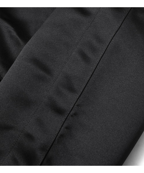 APPLEBUM（アップルバム）の「Satin Track Jacket（ブルゾン・メンズ・ホワイト/ブラック・LARGE/MEDIUM/X-LARGE）」の16枚目の写真