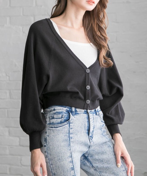 Newlyme(ニューリーミー)の「ボリュームスリーブショートカーディガン(カーディガン/ボレロ・レディース・ホワイト/ブラック/パープル/ブラウン/ブルーグレー/ピンクベージュ/グレイッシュベージュ・MEDIUM/LARGE/X-LARGE)」の3枚目の写真