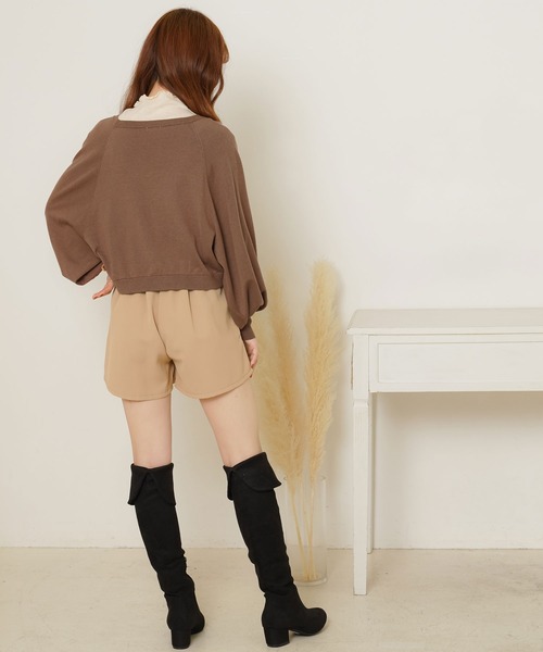 Newlyme(ニューリーミー)の「ボリュームスリーブショートカーディガン(カーディガン/ボレロ・レディース・ホワイト/ブラック/パープル/ブラウン/ブルーグレー/ピンクベージュ/グレイッシュベージュ・MEDIUM/LARGE/X-LARGE)」の22枚目の写真