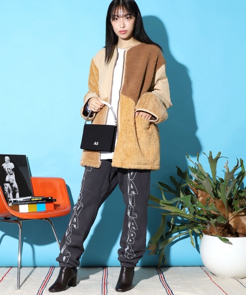 ROOPTOKYO（ループトウキョウ）の「PANEL CUTTING JACKET キルティング パッチワーク ボアジャケット（ミリタリージャケット・メンズ・オリーブ/ベージュ/ブラック・M/L/S）」の14枚目の写真