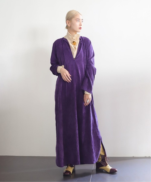 CITYSHOP（シティーショップ）の「VELVETEEN KAFTAN DRESS 2：ワンピース（ワンピース・レディース・パープル・38/36）」の2枚目の写真