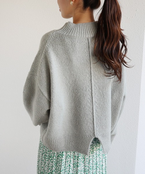天竺編み長袖バックスリットニットトップス