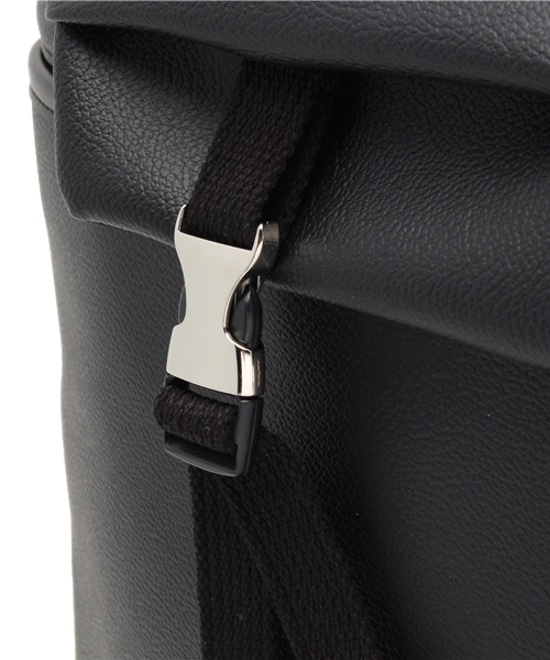 WHO'S WHO gallery(フーズフーギャラリー)の「【BELY】Odigi Sack2(バックパック/リュック・メンズ・ブラック/ホワイト・FREE)」の10枚目の写真