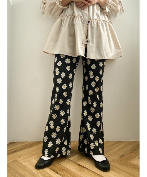 jumelle（ジュメロ）の「デイジーパンツ（その他パンツ・レディース・ブラック/ベージュ・SMALL/MEDIUM）」の2枚目の写真