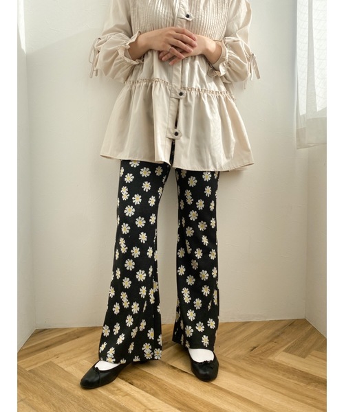 jumelle（ジュメロ）の「デイジーパンツ（その他パンツ・レディース・ブラック/ベージュ・SMALL/MEDIUM）」の12枚目の写真