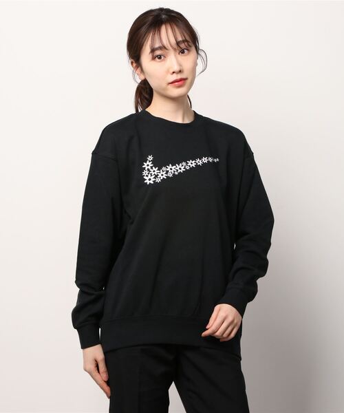 NIKE（ナイキ）の「NIKE/ナイキ ウィメンズ NSW スポーツ デイジー フリース L/S クルー（スウェット・レディース・ホワイト/ブラック・L/M/S/XL）」の2枚目の写真