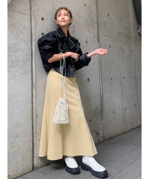 MURUA（ムルーア）の「カーブウエストマーメイドスカート（スカート・レディース・ブラック/イエロー/アイボリー・1/2）」の22枚目の写真