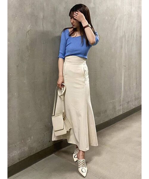 MURUA（ムルーア）の「カーブウエストマーメイドスカート（スカート・レディース・ブラック/イエロー/アイボリー・1/2）」の14枚目の写真