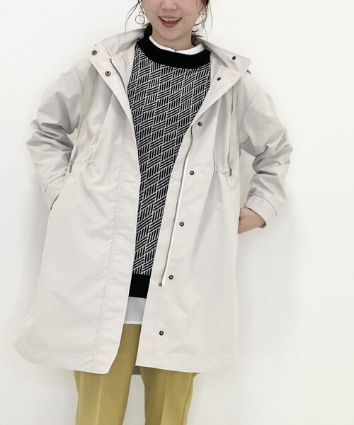 SHOO・LA・RUE（シューラルー）の「◆【M-LL】ラウンドヘム・ゆるシルエットミリタリーコート（モッズコート・レディース・ブラック/オリーブ/アイボリー/グリーン系・02/03/04）」の14枚目の写真