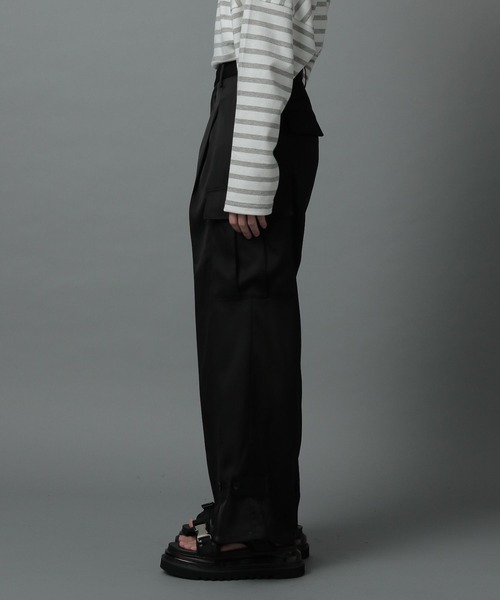 HARE（ハレ）の「サテンアジャスターカーゴパンツ(HARE)（その他パンツ・メンズ・ブラック/ライトグレー/レッド・SMALL/MEDIUM）」の17枚目の写真