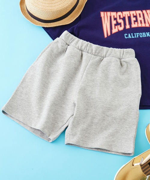 SHISKY（シスキー）の「SHISKY / シスキー 裏毛 リラックス ハーフパンツ キッズ（その他パンツ・キッズ・グリーン系/イエロー系/オレンジ系/ロイヤルブルー/チャコール/ブラック系/イエロー/ブラウン系/ピンク系/ブラック/グリーン/オレンジ/杢グレー/ピンク/モカ/グレー系/ベージュ/ベージュ系/ブルー系/グレー系1・110/130/140/150/160/120）」の4枚目の写真