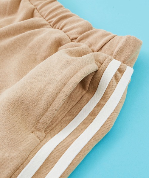 SHISKY（シスキー）の「SHISKY / シスキー 裏毛 リラックス ハーフパンツ キッズ（その他パンツ・キッズ・グリーン系/イエロー系/オレンジ系/ロイヤルブルー/チャコール/ブラック系/イエロー/ブラウン系/ピンク系/ブラック/グリーン/オレンジ/杢グレー/ピンク/モカ/グレー系/ベージュ/ベージュ系/ブルー系/グレー系1・110/130/140/150/160/120）」の21枚目の写真