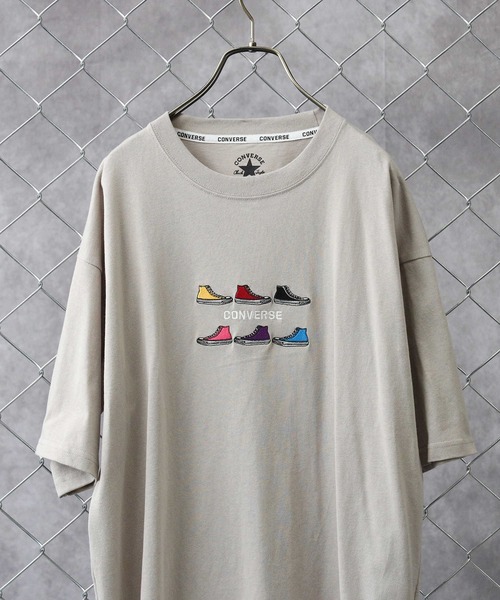 CONVERSE（コンバース）の「【CONVERSE】SIXシューズ刺繍＆発砲Ｔシャツ（Tシャツ/カットソー・メンズ・サックスブルー/グレー/ホワイト×ホワイト/ブラック×ホワイト/オリーブ/ホワイト/ブラック×グレー/ブラック・XL/L/M）」の6枚目の写真