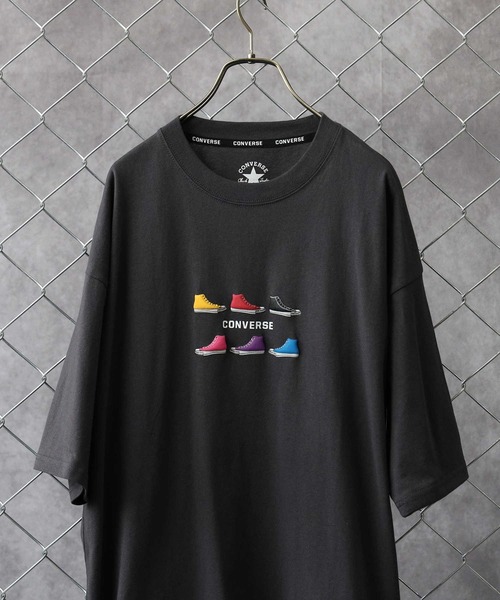 CONVERSE（コンバース）の「【CONVERSE】SIXシューズ刺繍＆発砲Ｔシャツ（Tシャツ/カットソー・メンズ・サックスブルー/グレー/ホワイト×ホワイト/ブラック×ホワイト/オリーブ/ホワイト/ブラック×グレー/ブラック・XL/L/M）」の4枚目の写真