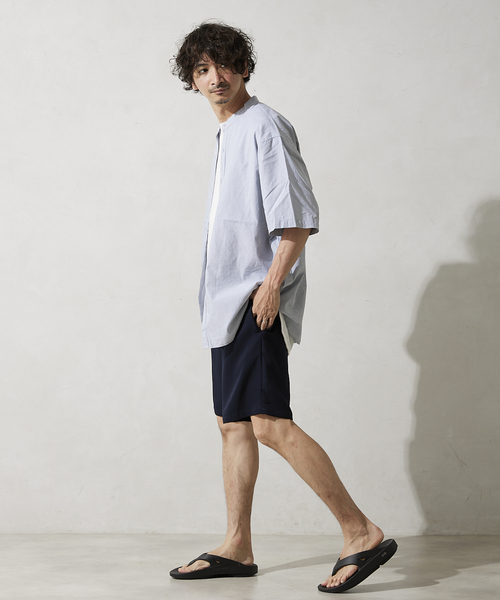 JOURNAL STANDARD relume（ジャーナルスタンダード　レリューム）の「END ON END COTTON バンドカラー半袖シャツ（シャツ/ブラウス・メンズ・ホワイト/ライトグレー/ベージュ/ブルー・MEDIUM/LARGE）」の6枚目の写真