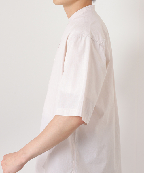 JOURNAL STANDARD relume（ジャーナルスタンダード　レリューム）の「END ON END COTTON バンドカラー半袖シャツ（シャツ/ブラウス・メンズ・ホワイト/ライトグレー/ベージュ/ブルー・MEDIUM/LARGE）」の22枚目の写真