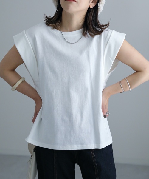 ap retro(アプレトロ)の「ショルダータックTEEシャツ(Tシャツ/カットソー・レディース・ホワイト/ブラック/ベージュ・FREE)」の5枚目の写真
