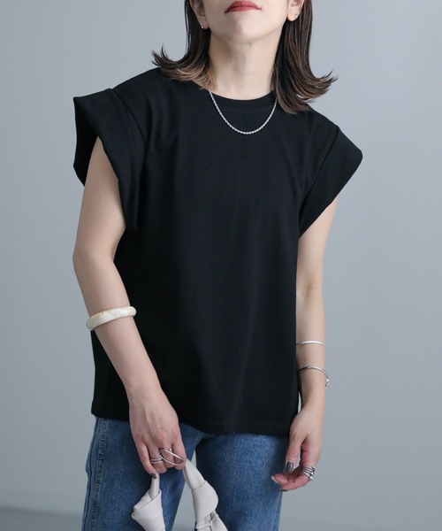 ap retro(アプレトロ)の「ショルダータックTEEシャツ(Tシャツ/カットソー・レディース・ホワイト/ブラック/ベージュ・FREE)」の16枚目の写真