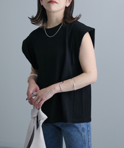 ap retro(アプレトロ)の「ショルダータックTEEシャツ(Tシャツ/カットソー・レディース・ホワイト/ブラック/ベージュ・FREE)」の17枚目の写真