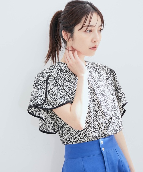 VIS（ビス）の「花柄＆無地スタンドネックパイピングスリーブブラウス（シャツ/ブラウス・レディース・ホワイト系その他/ブルー系その他/キナリ/ブラウン系その他2・FREE）」の15枚目の写真