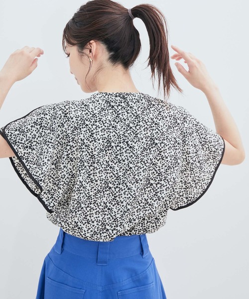 VIS（ビス）の「花柄＆無地スタンドネックパイピングスリーブブラウス（シャツ/ブラウス・レディース・ホワイト系その他/ブルー系その他/キナリ/ブラウン系その他2・FREE）」の16枚目の写真