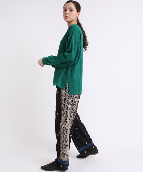 RNA-N（アールエヌエーエヌ）の「K2583 コットンヤーンオーバーサイズプルオーバー（ニット/セーター・レディース・オレンジ/グリーン/グレイッシュベージュ/キナリ・MEDIUM）」の11枚目の写真